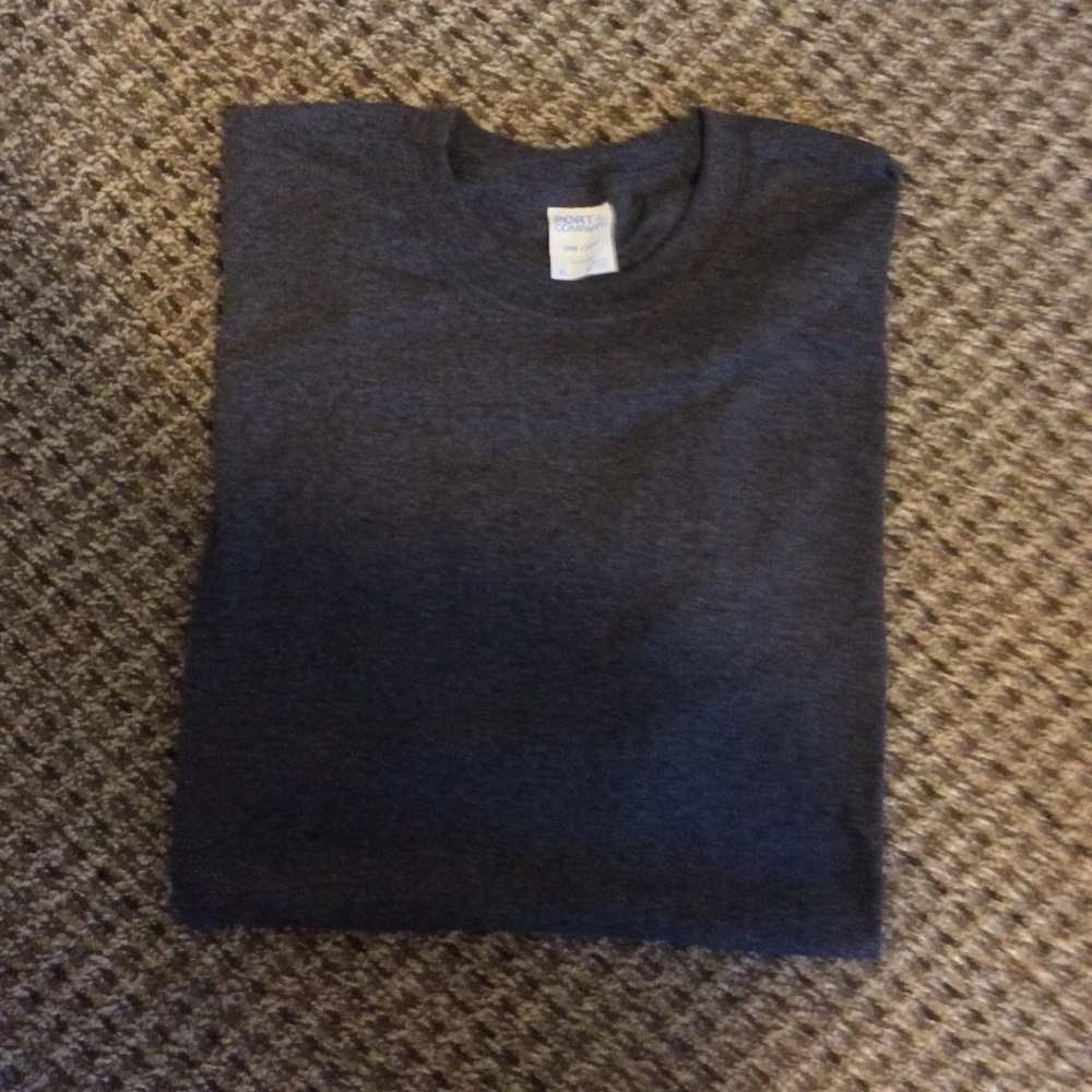 Men's Grey Shirt XL NWOT Port & Company - Picture 3 of 3